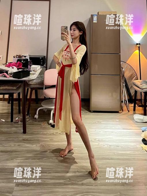 黎允熙 微密圈 - 在线发现黎允熙的圣诞,像在翻找意外的“资源”拼图。